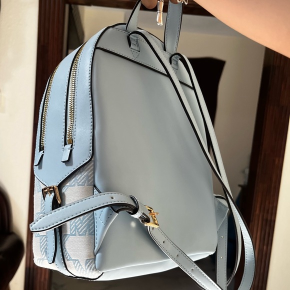 NWT MK Jaycee Medium backpack - Picture 2 of 4